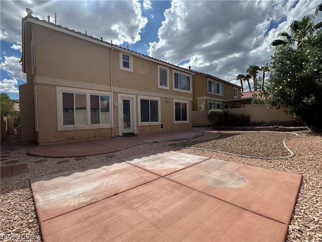 816 Canterbury Cross Place, Las Vegas, NV 89144