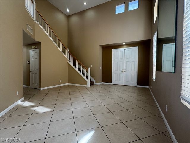 816 Canterbury Cross Place, Las Vegas, NV 89144