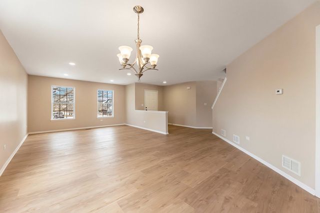 1851 Simpson Court, Montgomery, IL 60538