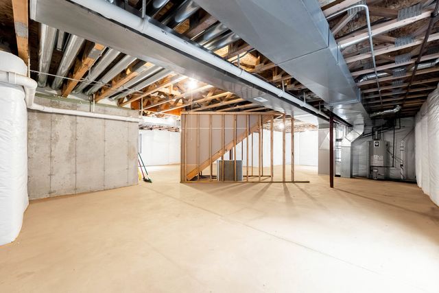 1851 Simpson Court, Montgomery, IL 60538