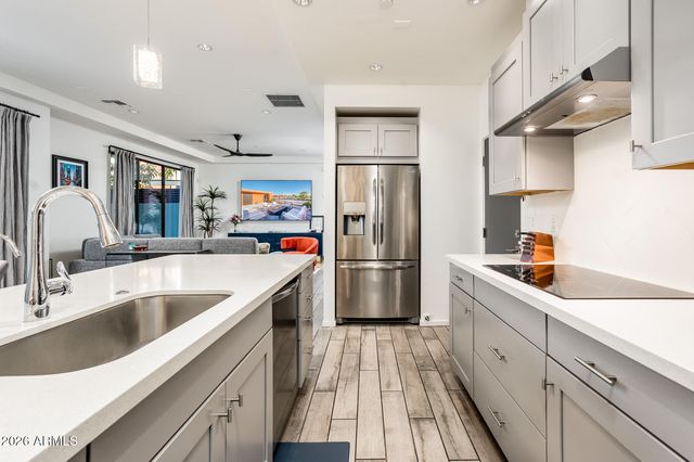 4416 N 27TH Way, Phoenix, AZ 85016