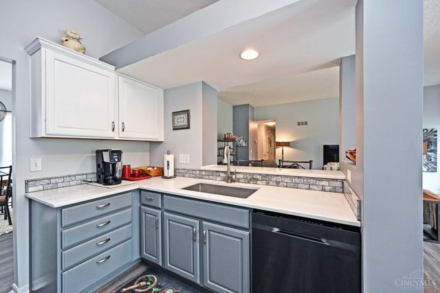 6166 Field Stream Court, Miami Twp, OH 45140