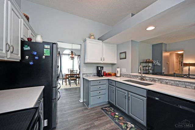 6166 Field Stream Court, Miami Twp, OH 45140