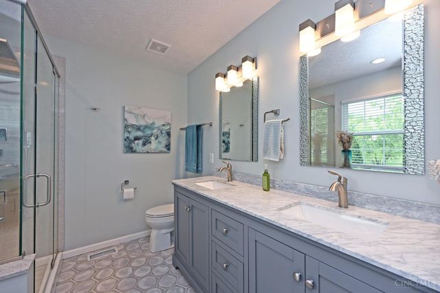 6166 Field Stream Court, Miami Twp, OH 45140
