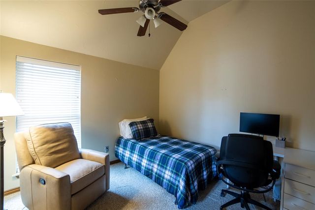 304 Timberdale Terrace, Edmond, OK 73034