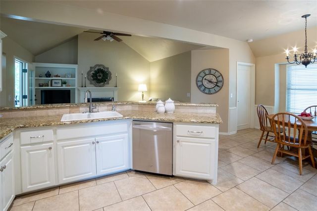 304 Timberdale Terrace, Edmond, OK 73034