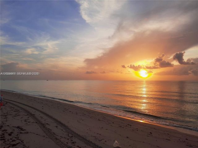 100 Bayview Dr 503, Sunny Isles Beach, FL 33160