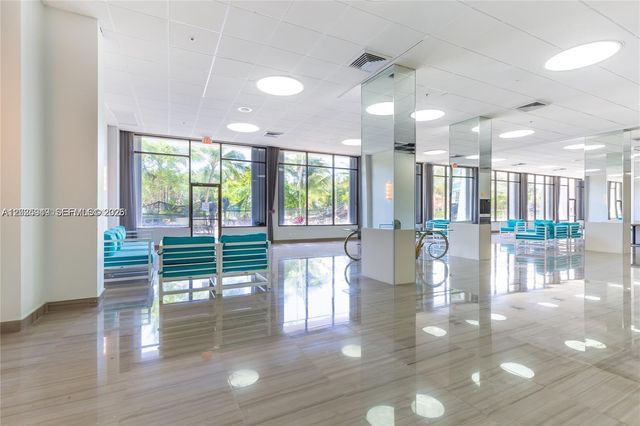 100 Bayview Dr 503, Sunny Isles Beach, FL 33160