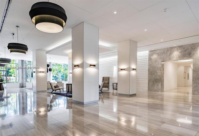 100 Bayview Dr 503, Sunny Isles Beach, FL 33160