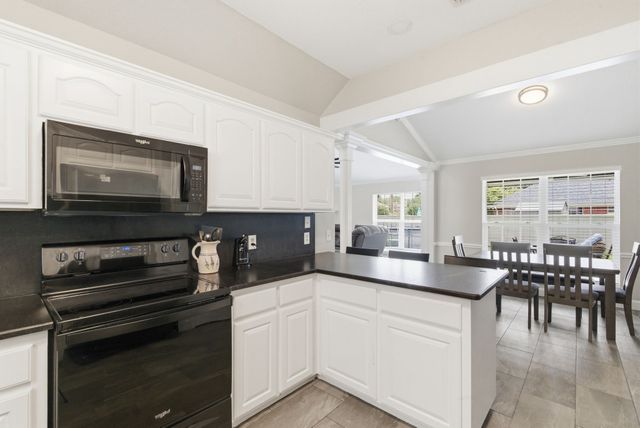 1111 Harbor Lakes Drive, Granbury, TX 76048