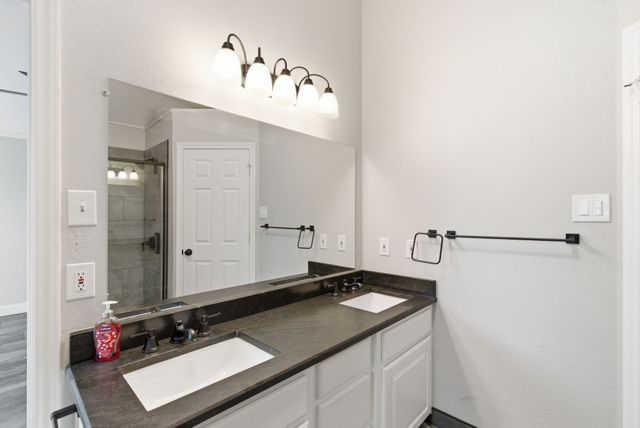 1111 Harbor Lakes Drive, Granbury, TX 76048