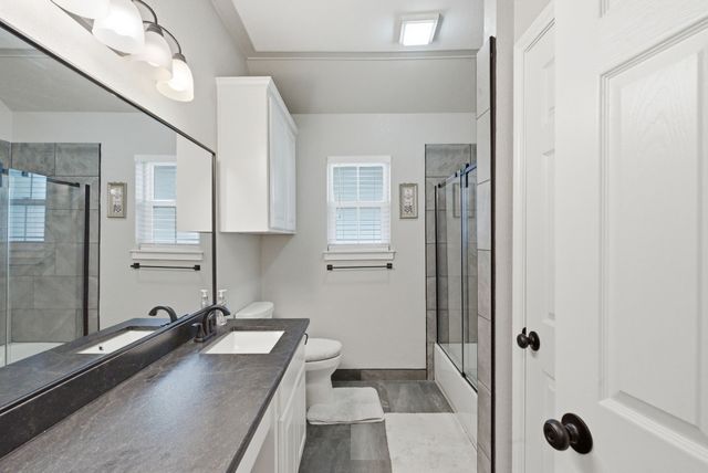 1111 Harbor Lakes Drive, Granbury, TX 76048