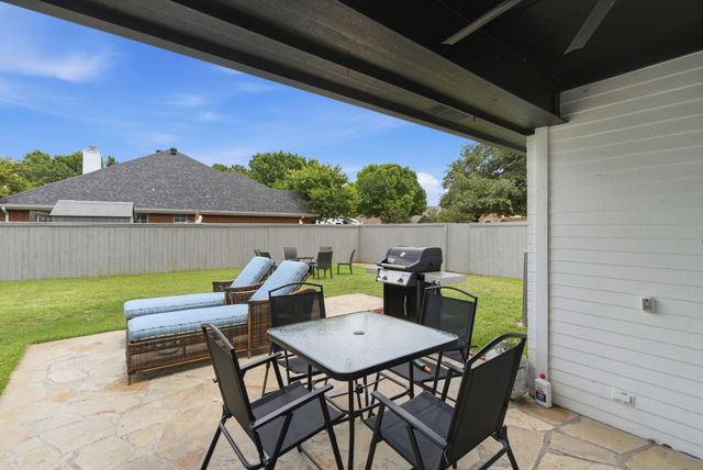 1111 Harbor Lakes Drive, Granbury, TX 76048