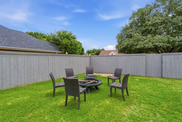 1111 Harbor Lakes Drive, Granbury, TX 76048