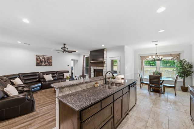 2501 Bunker Hill Drive, Burleson, TX 76028