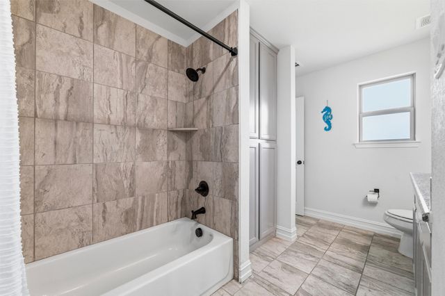 2501 Bunker Hill Drive, Burleson, TX 76028