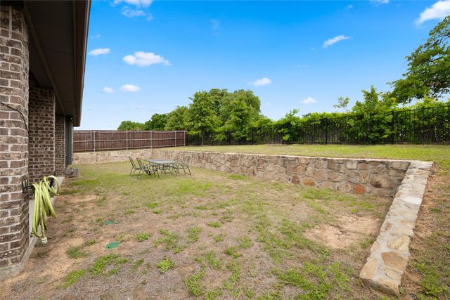 2501 Bunker Hill Drive, Burleson, TX 76028