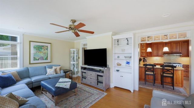 103 S 1st Avenue, Highland Park, NJ 08904