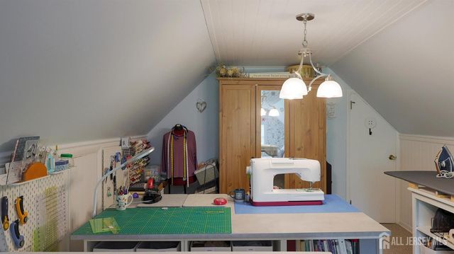 103 S 1st Avenue, Highland Park, NJ 08904