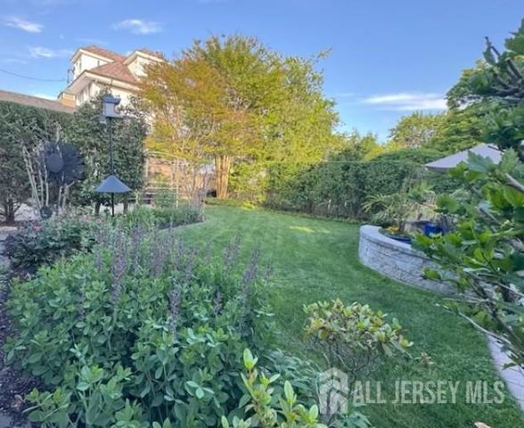 103 S 1st Avenue, Highland Park, NJ 08904