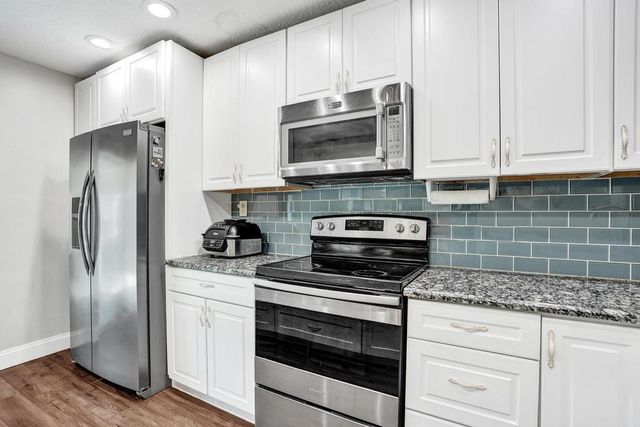11218 SW 58th Circle, Cooper City, FL 33330