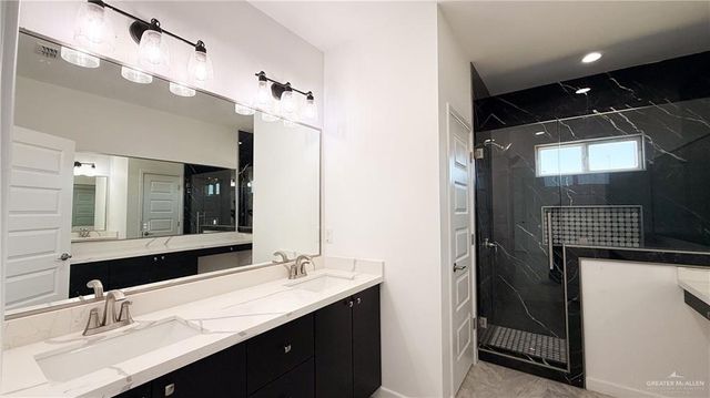 3808 Revilla Street, Edinburg, TX 78542