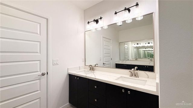 3808 Revilla Street, Edinburg, TX 78542