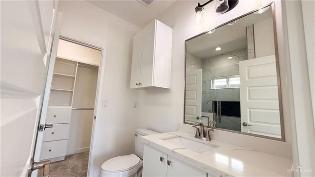 3808 Revilla Street, Edinburg, TX 78542