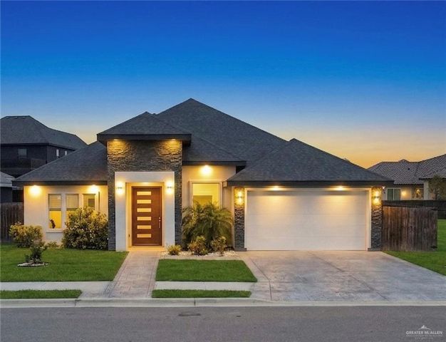 3808 Revilla Street, Edinburg, TX 78542