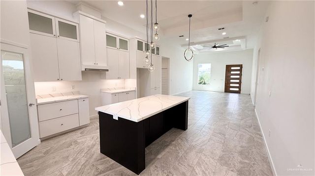 3808 Revilla Street, Edinburg, TX 78542