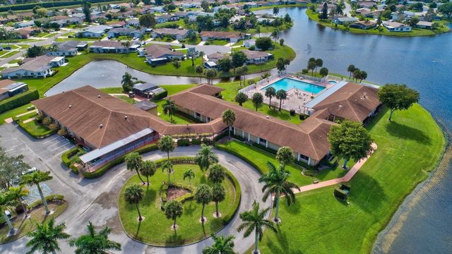 5926 Los Alamos Lane, Delray Beach, FL 33484