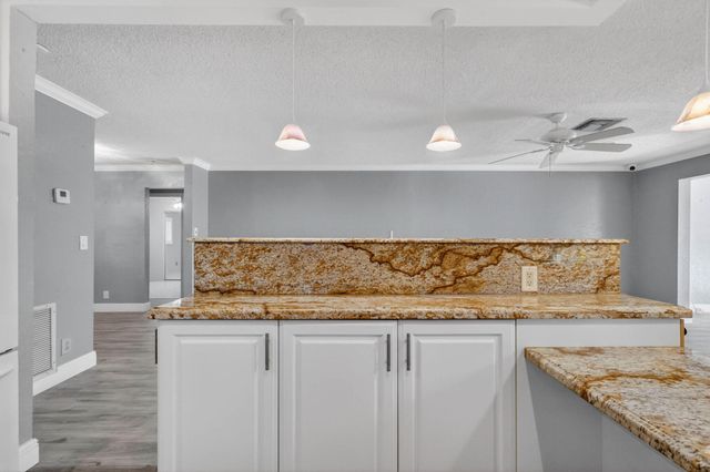 5926 Los Alamos Lane, Delray Beach, FL 33484