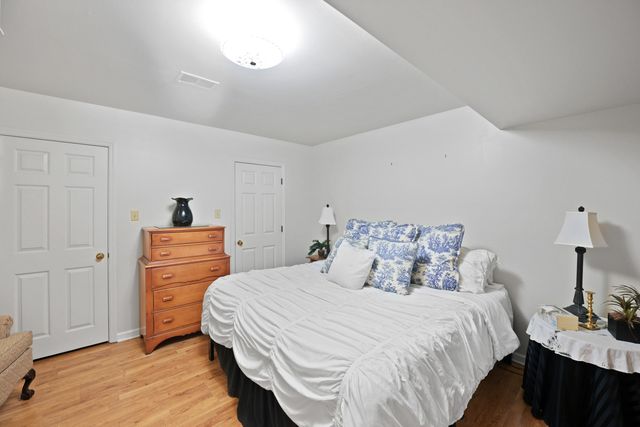 897 Turkey Foot Road, Lexington, KY 40502