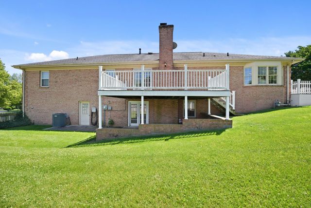 897 Turkey Foot Road, Lexington, KY 40502