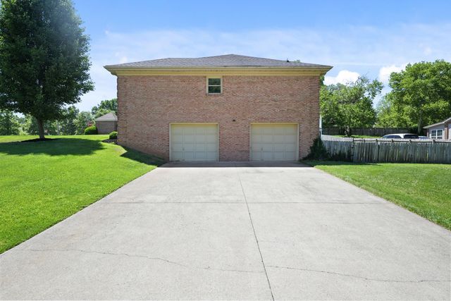897 Turkey Foot Road, Lexington, KY 40502