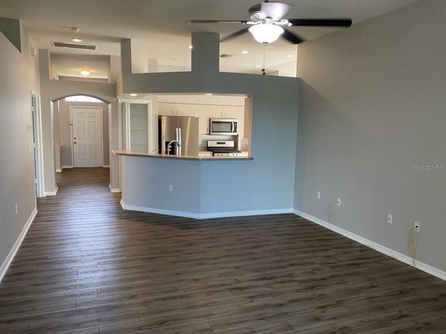 28826 RAINDANCE AVENUE, Wesley Chapel, FL 33543