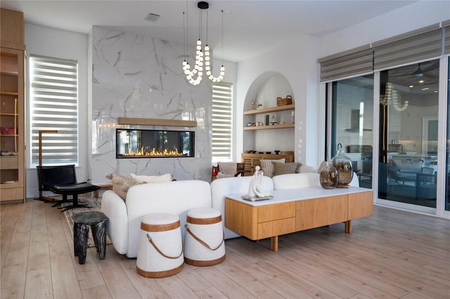 15926 PENDIO DRIVE, Bella Collina, FL 34756