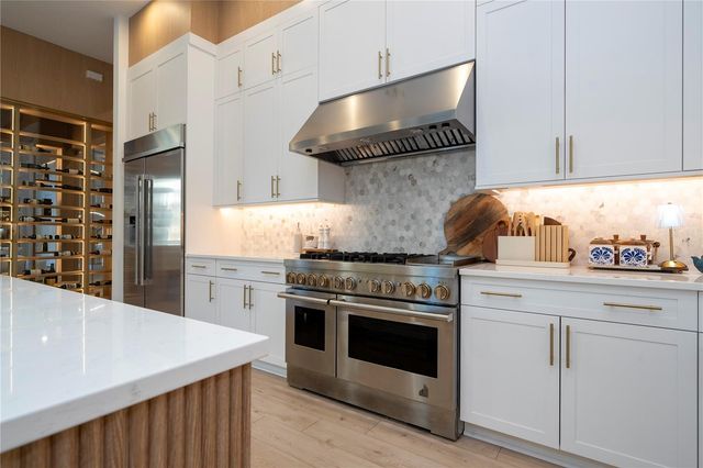 15926 PENDIO DRIVE, Bella Collina, FL 34756