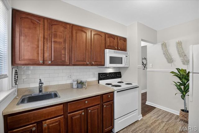 1415 Gahan Drive, Florissant, MO 63031