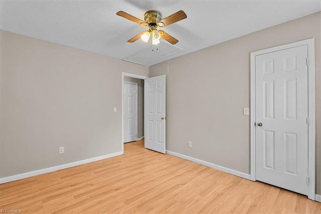 2325 Meadow Gate Drive, Greensboro, NC 27455