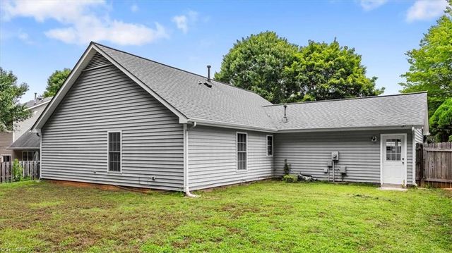 2325 Meadow Gate Drive, Greensboro, NC 27455