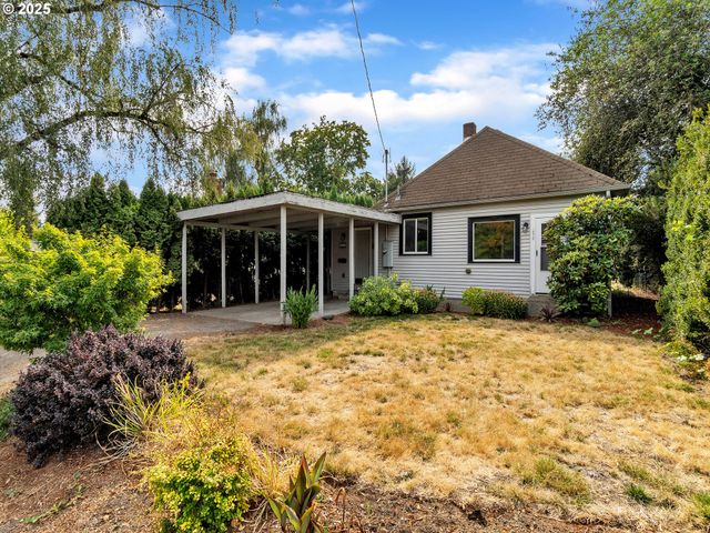 1975 Ne GALLOWAY St, Mc Minnville, OR 97128