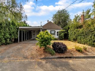 1975 Ne GALLOWAY St, Mc Minnville, OR 97128