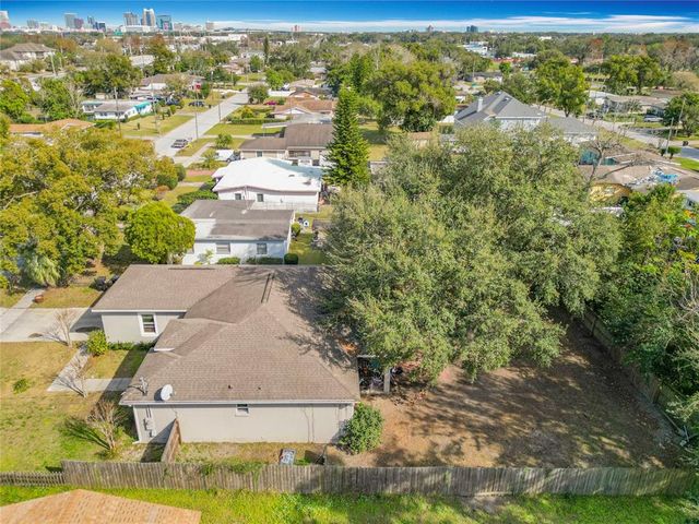2218 W GORE STREET, Orlando, FL 32805