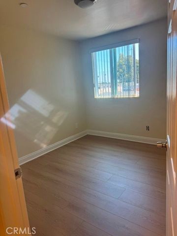 336 338 E 79th, Los Angeles, CA 90003