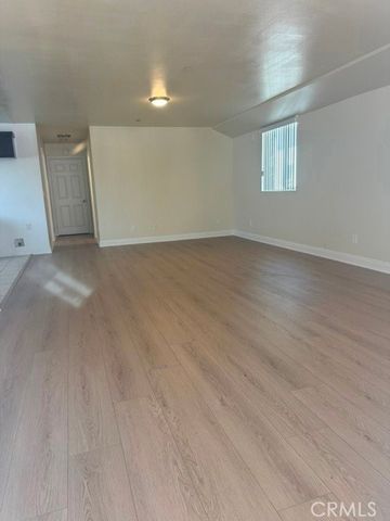 336 338 E 79th, Los Angeles, CA 90003