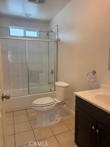 336 338 E 79th, Los Angeles, CA 90003