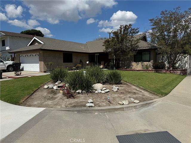 4311 Emerald, Cypress, CA 90630