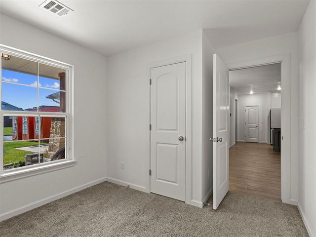 2429 Creekview Drive, Moore, OK 73160