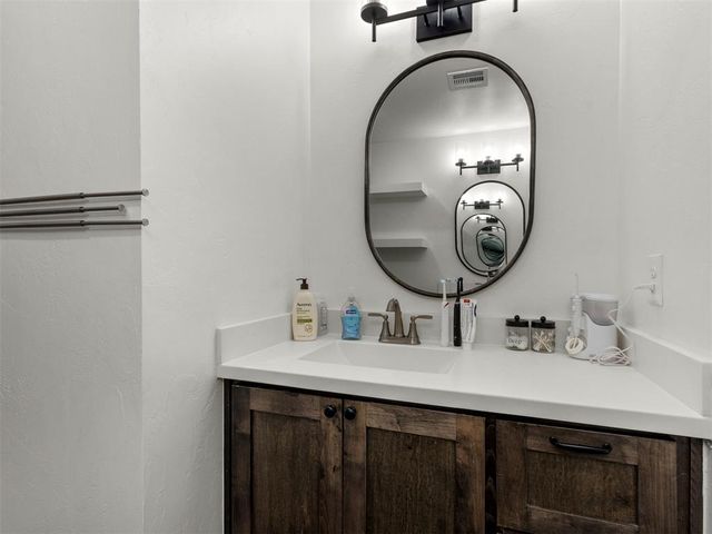 2429 Creekview Drive, Moore, OK 73160